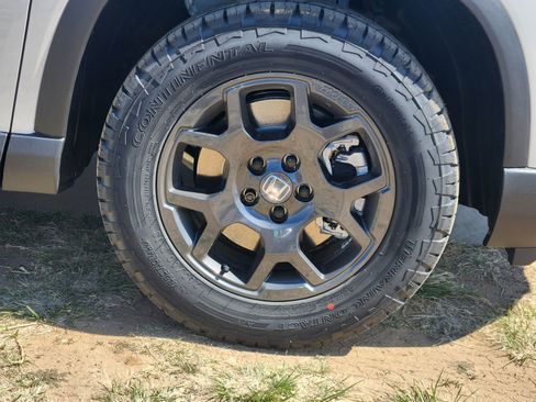 New 2026 Honda Pilot TrailSport image 7