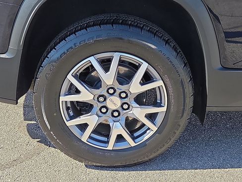 Used 2021 GMC Acadia SLT w/ Premium Package image 7