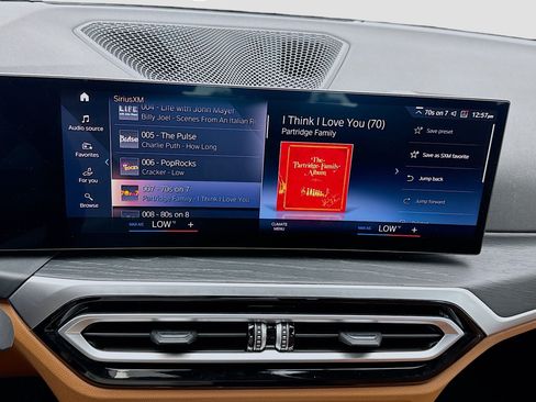 Used 2023 BMW i4 eDrive35 w/ Premium Package RWD image 11