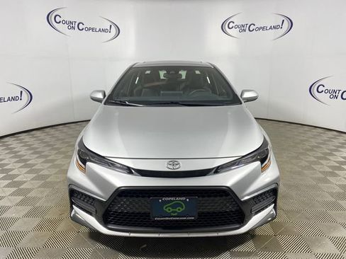 Used 2020 Toyota Corolla XSE image 11