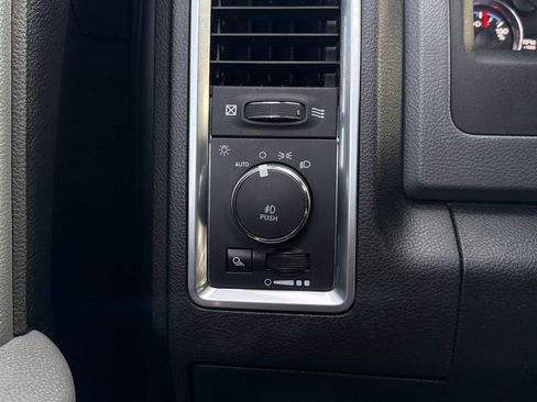 Used 2018 RAM 2500 Big Horn w/ Harvest Edition image 17