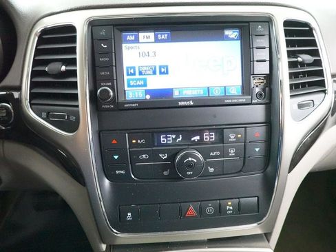 Used 2012 Jeep Grand Cherokee Altitude AWD/4WD image 17