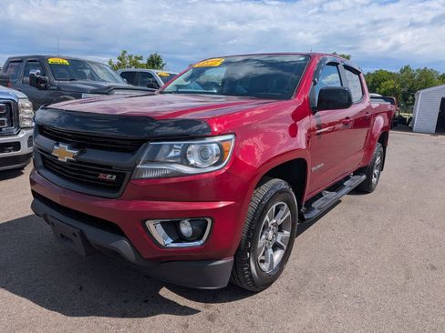 Used 2019 Chevrolet Colorado Z71 AWD/4WD image 1
