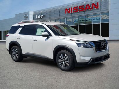 New 2025 Nissan Pathfinder SL