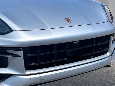 Certified 2026 Porsche Cayenne GTS AWD/4WD image 20