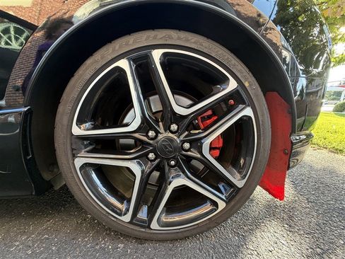 Used 2020 Hyundai Veloster N w/ Performance Package FWD image 8