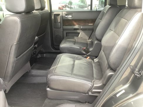 Used 2018 Ford Flex Limited w/ Equipment Group 303A AWD/4WD image 23