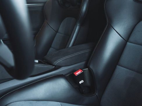 Used 2024 Porsche 718 Cayman GT4 RS image 29