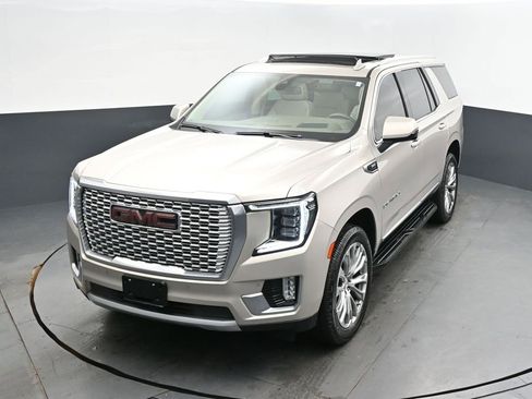Used 2021 GMC Yukon Denali w/ LPO, Illumination Package image 28