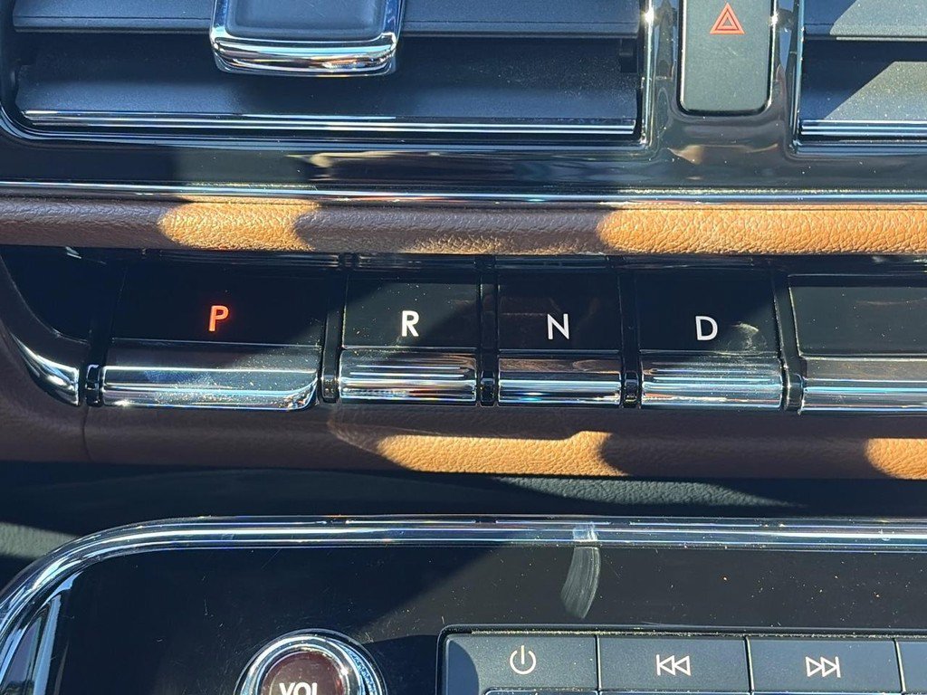 Used 2023 Lincoln Navigator Reserve AWD/4WD image 21