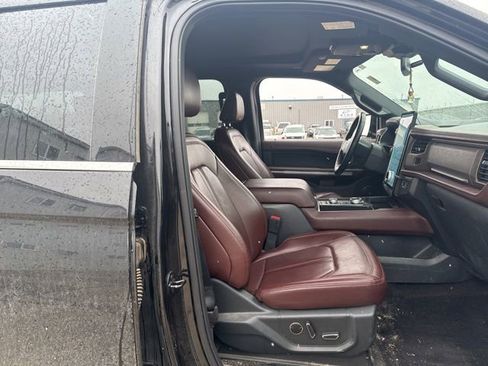 Used 2022 Ford Expedition Max Limited AWD/4WD image 20
