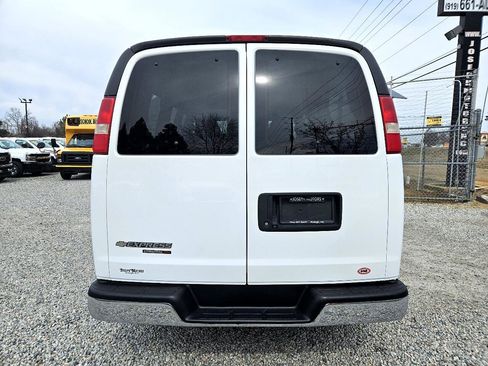 Used 2014 Chevrolet Express 1500 LT w/ LT Preferred Equipment Group image 4