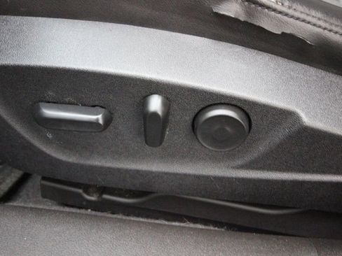 Used 2013 Chevrolet Malibu Eco w/ Power Convenience Package FWD image 13