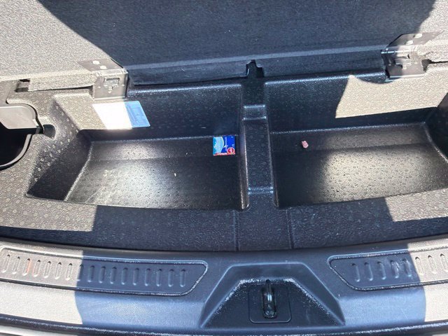 Used 2019 GMC Acadia SLT w/ Black Edition AWD/4WD image 11