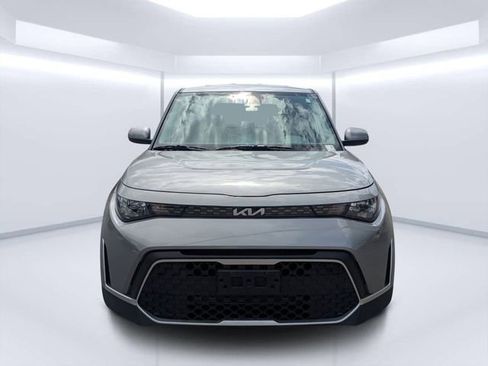 Used 2023 Kia Soul LX w/ Option Group 015 FWD image 8