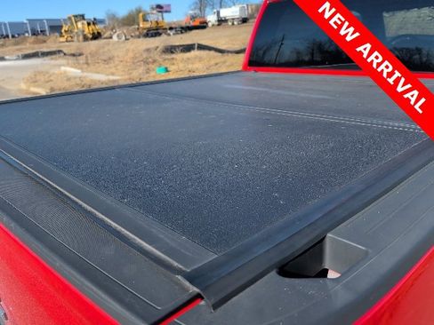 Used 2016 GMC Sierra 1500 SLE w/ SLE Value Package image 14