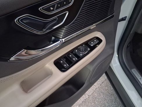 Used 2022 Lincoln Corsair FWD image 14