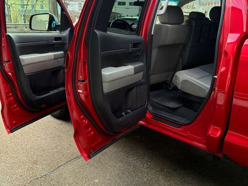 Used 2012 Toyota Tundra 4x4 Double Cab w/ Tow Pkg image 5