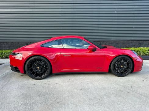 Certified 2024 Porsche 911 Carrera GTS RWD image 9