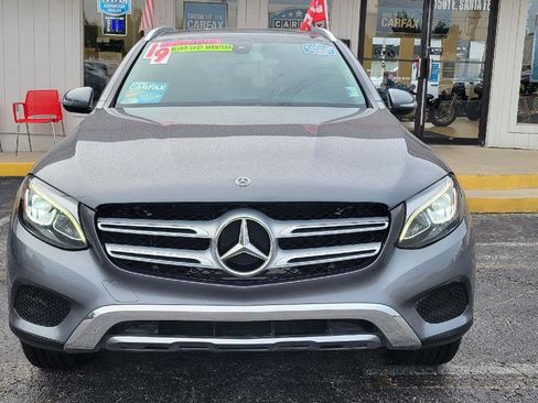 Used 2019 Mercedes-Benz GLC 300 w/ Premium Package image 2