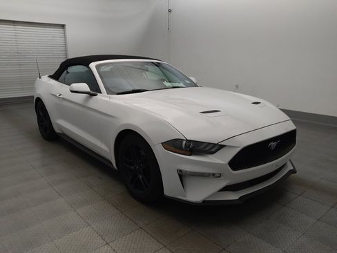 Used 2020 Ford Mustang Premium RWD image 13