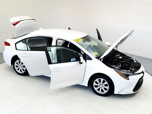 Certified 2023 Toyota Corolla LE image 20