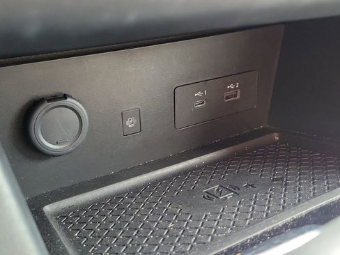 Used 2023 Nissan Pathfinder SL image 30