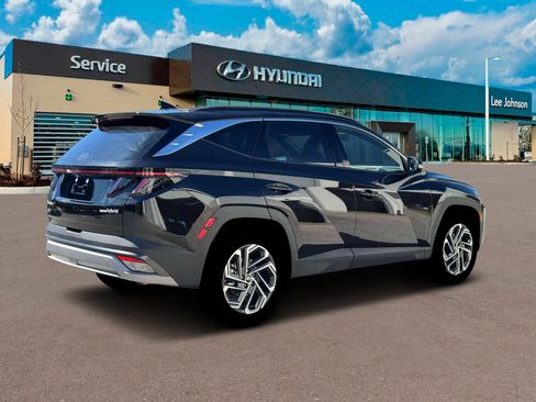 New 2026 Hyundai Tucson Limited w/ Tow & Go Package AWD/4WD image 8