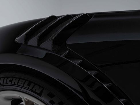 Used 2018 Porsche 911 GT2 RS image 54