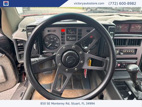 Used 1987 Pontiac Fiero GT RWD image 18