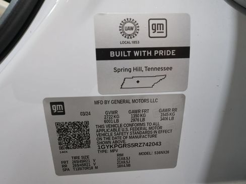 Used 2024 Cadillac XT6 Sport w/ LPO, Floor Liner Package AWD/4WD image 34