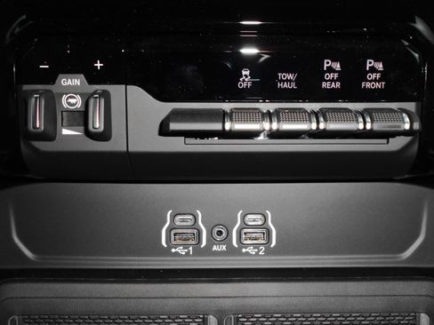 New 2026 RAM 2500 Rebel w/ Rebel Level 1 Equipment Group image 16