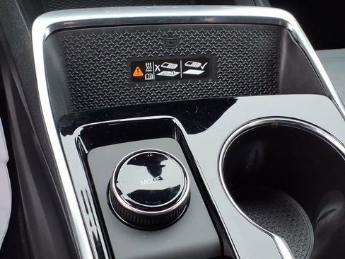 New 2026 Chevrolet Equinox ACTIV w/ Convenience Package III image 19