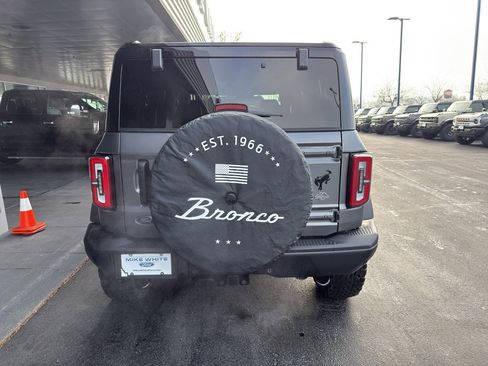 New 2025 Ford Bronco Badlands image 12