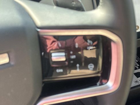 Used 2025 Land Rover Discovery Sport S image 23