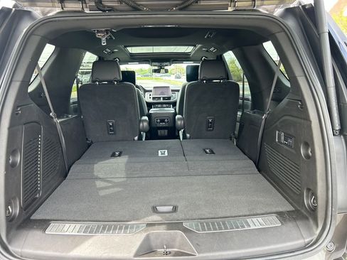 Certified 2021 Chevrolet Tahoe Z71 w/ Luxury Package image 16