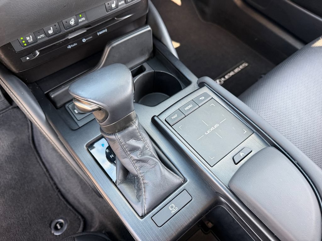 Used 2019 Lexus ES 350 w/ Premium Package FWD image 16