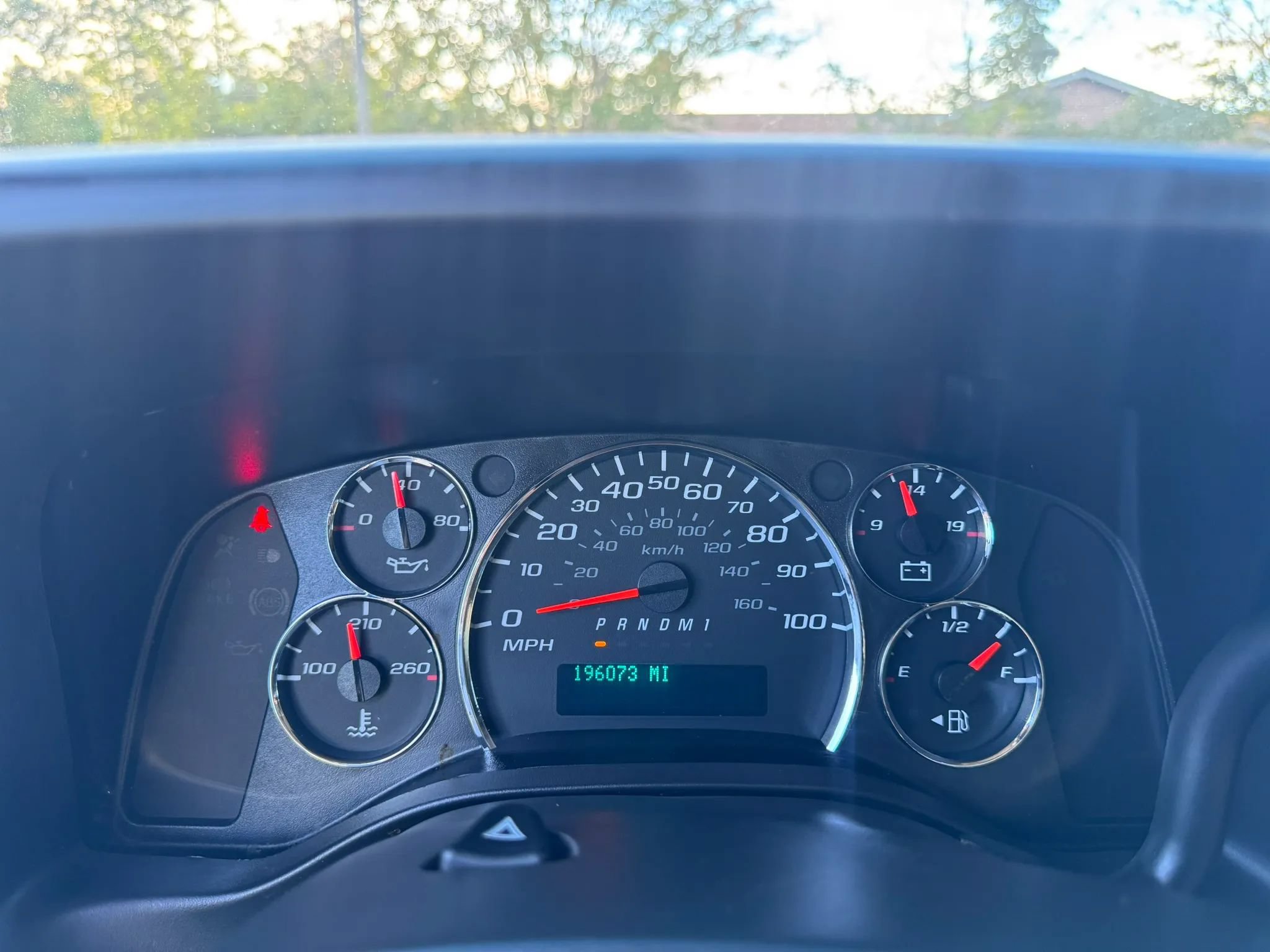 Used 2018 Chevrolet Express 2500 w/ Driver Convenience Package RWD image 18