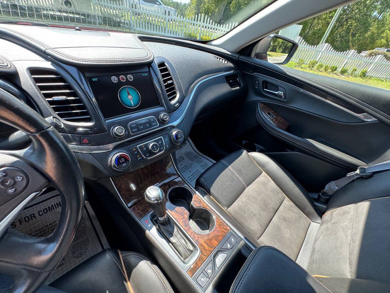 Used 2015 Chevrolet Impala LT w/ Convenience Package FWD image 19
