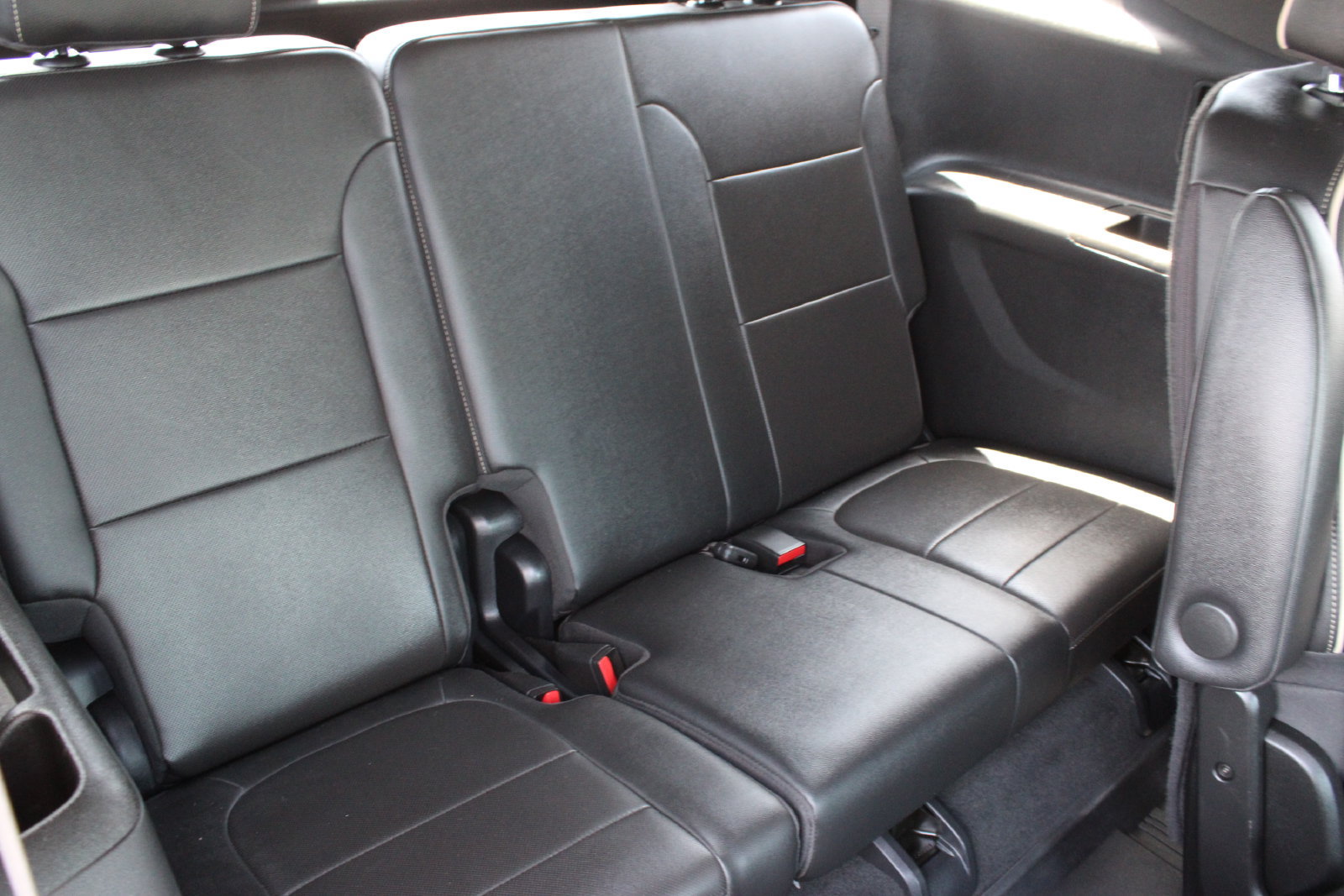 Used 2023 Chevrolet Traverse Premier w/ Redline Edition FWD image 26