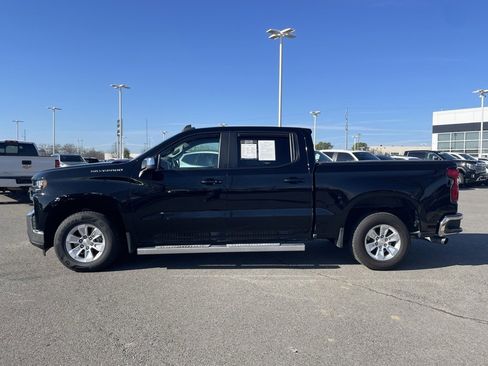 Used 2021 Chevrolet Silverado 1500 LT image 4