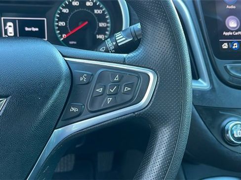 Used 2022 Chevrolet Malibu LT image 23