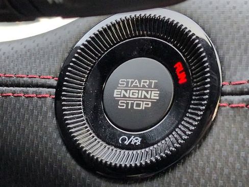 Certified 2025 Jeep Compass Trailhawk AWD/4WD image 34