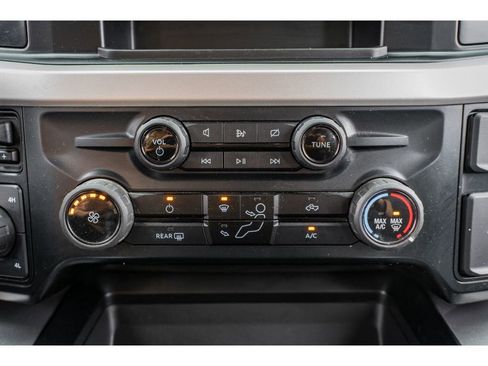 Used 2023 Ford F350 XLT w/ FX4 Off-Road Package image 17