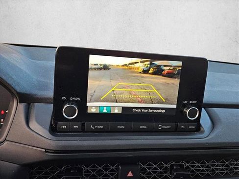 Used 2023 Honda Accord LX image 18