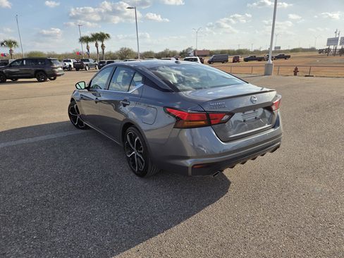 Used 2024 Nissan Altima 2.5 SR image 5