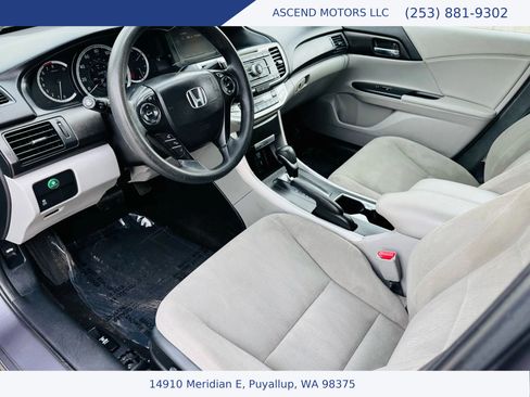 Used 2015 Honda Accord EX image 9