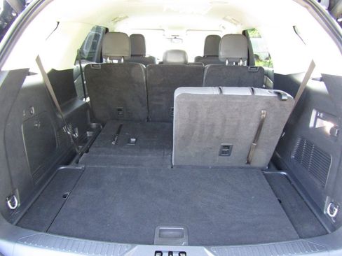 Used 2025 Ford Explorer Active w/ Active Comfort Package AWD/4WD image 24