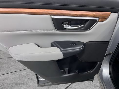 Used 2017 Honda CR-V EX image 11