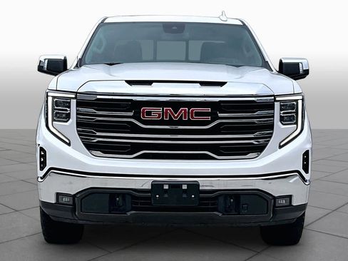 Used 2022 GMC Sierra 1500 SLT w/ SLT Convenience Package RWD image 4